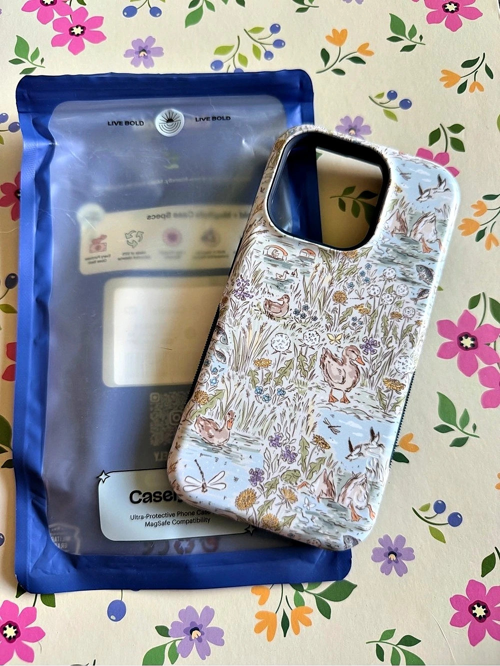 Casely The Waddle Path | Duck Pond Case Floral Blue Like New- iPhone 15 pro
